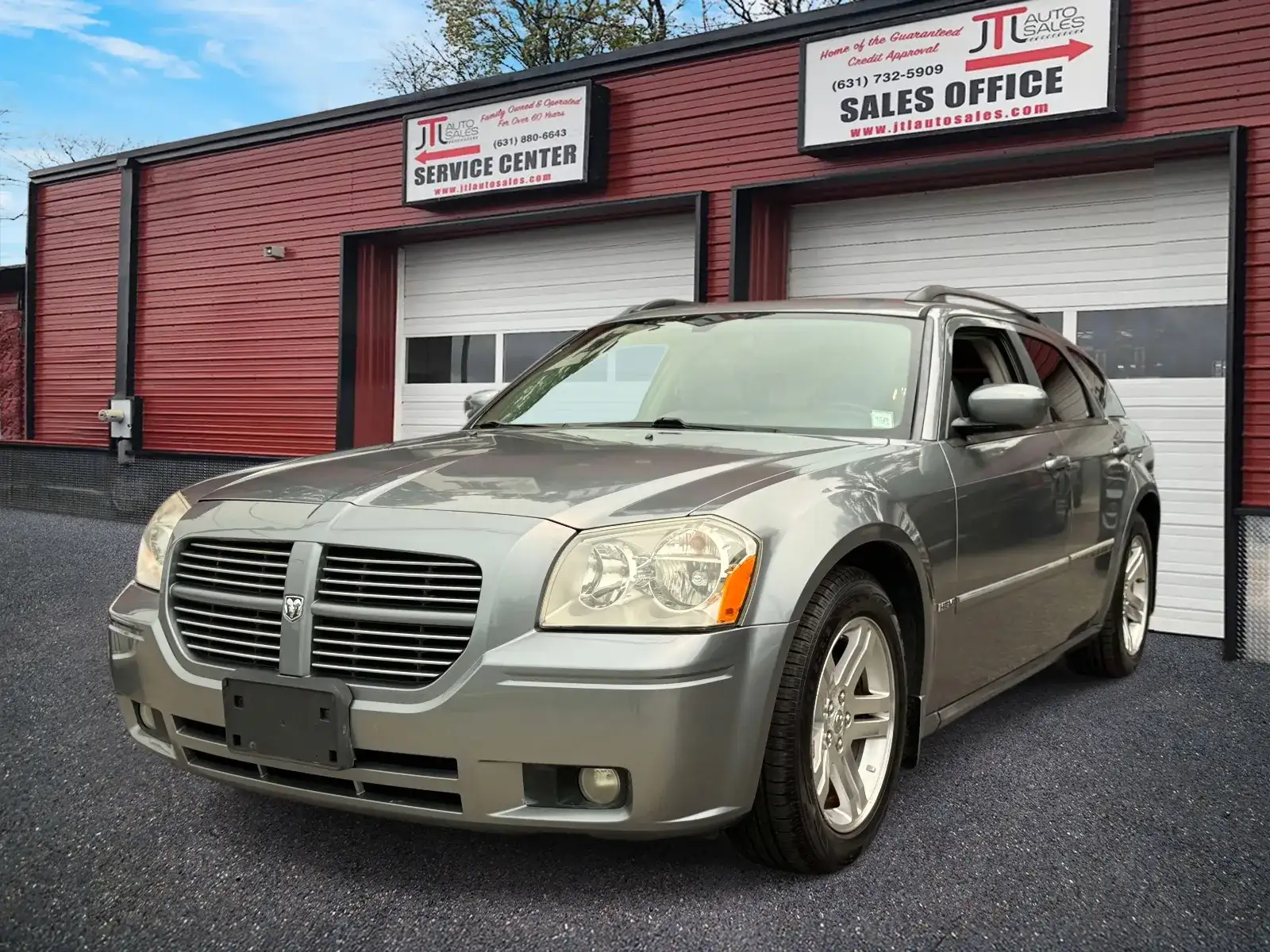 2006 Dodge Magnum R/T's photo
