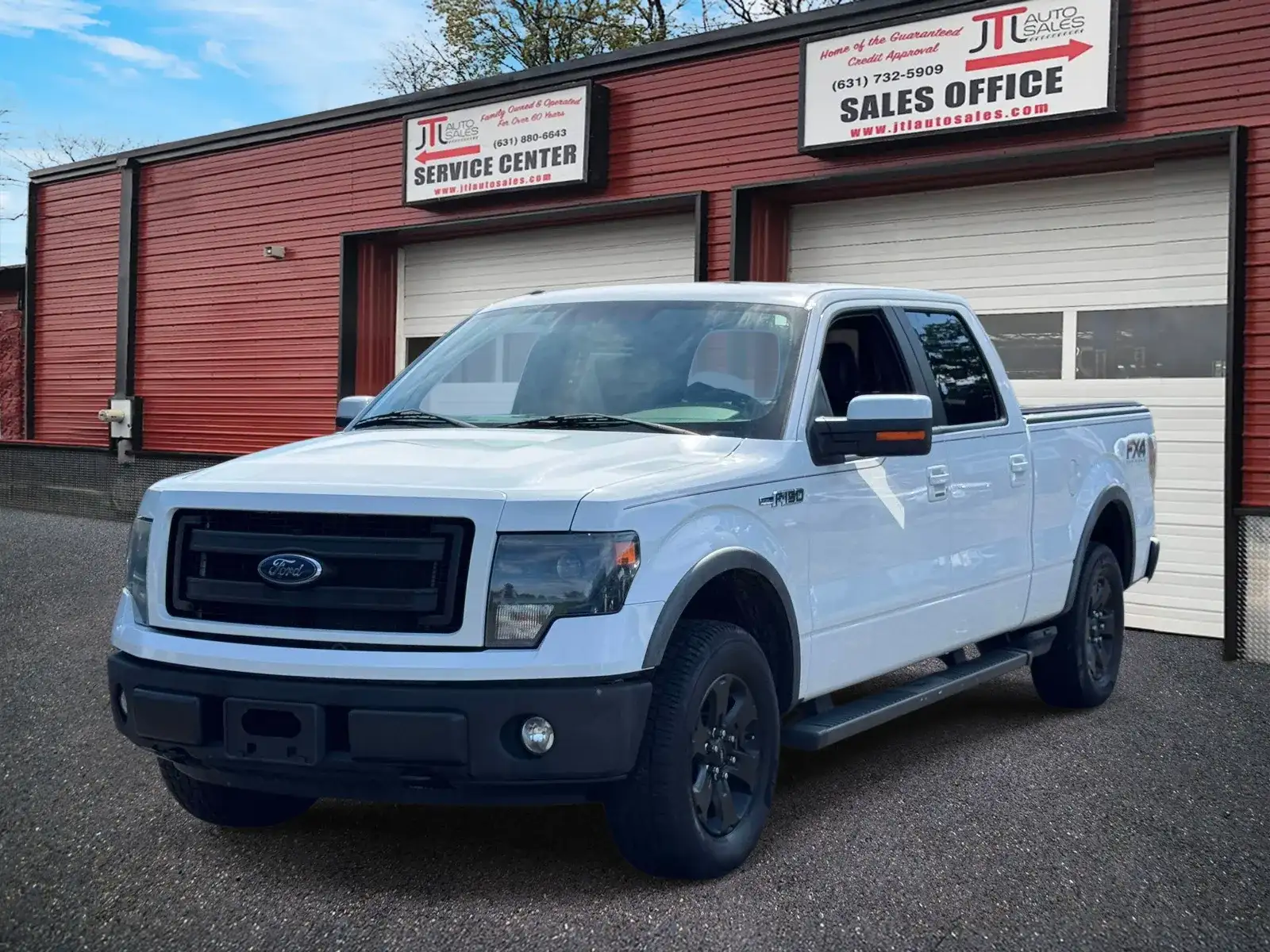 2013 Ford F-150 Lariat 4x4 SuperCrew 145-in's photo