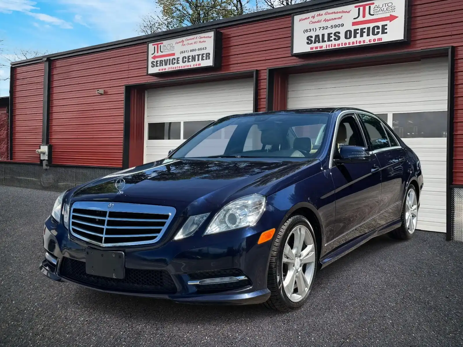 2013 Mercedes-Benz E-Class E350 Luxury 4MATIC's photo