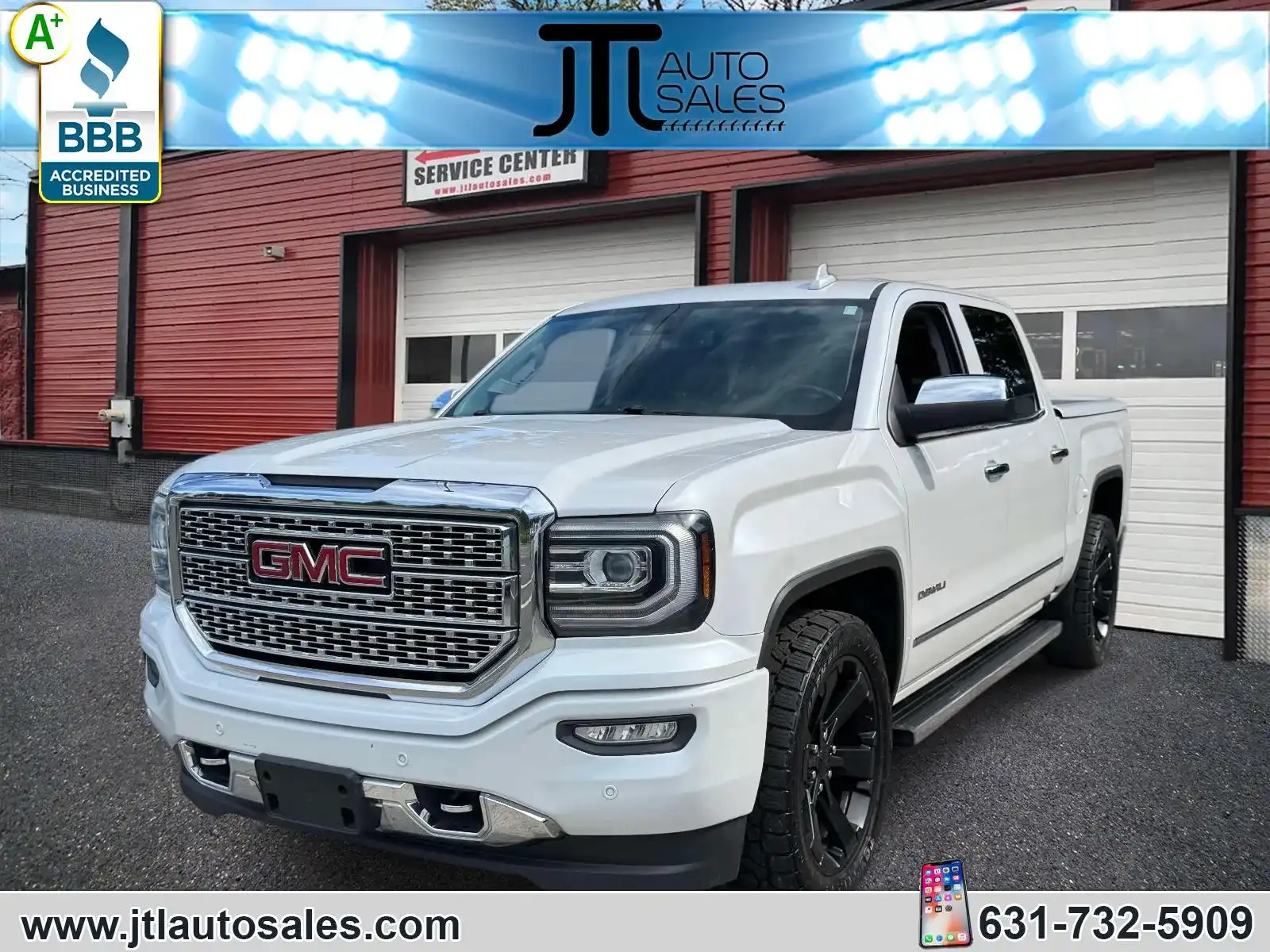 2017 GMC Sierra 4WD Crew Cab Short Box's photo
