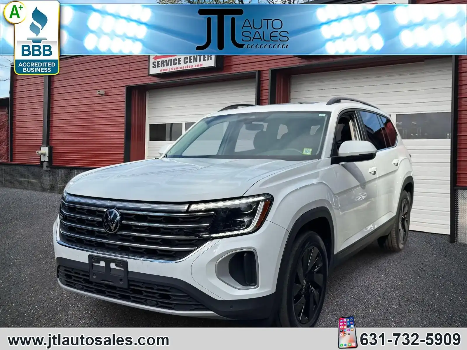 2024 Volkswagen Atlas 2.0T SE with Tech 4Motion's photo