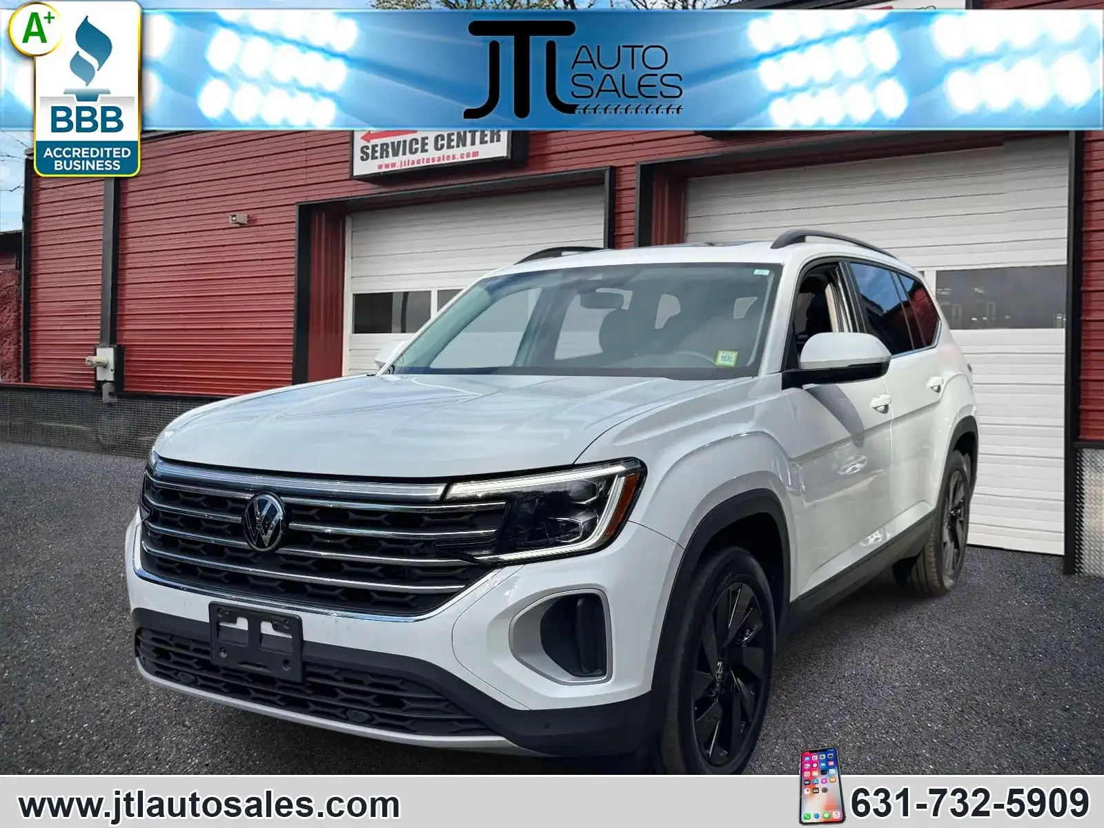 2024 Volkswagen Atlas 2.0T SE with Tech 4Motion's photo