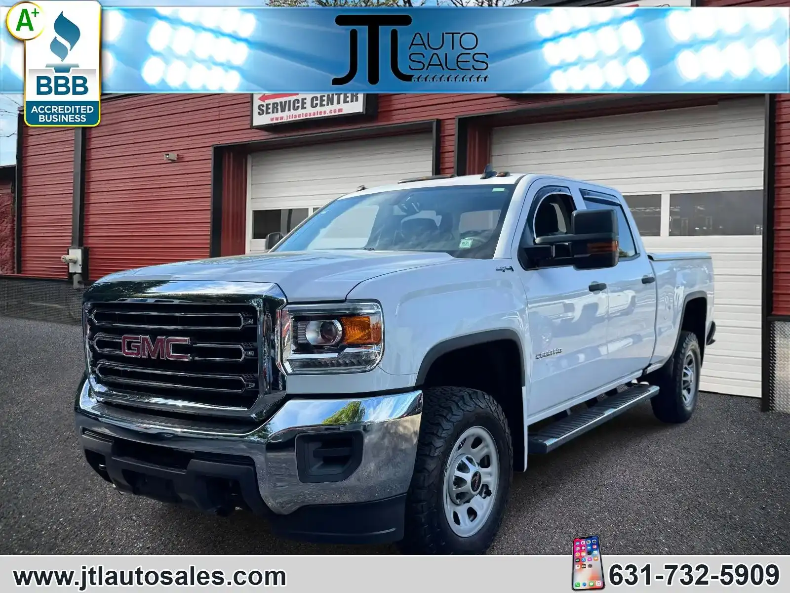 2017 GMC Sierra 4WD Crew Cab Standard Box's photo