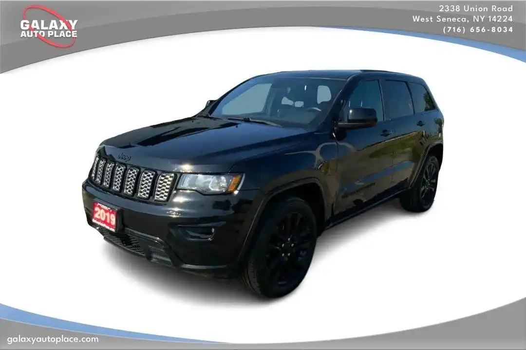 2019 Jeep Grand Cherokee Altitude 4WD's photo