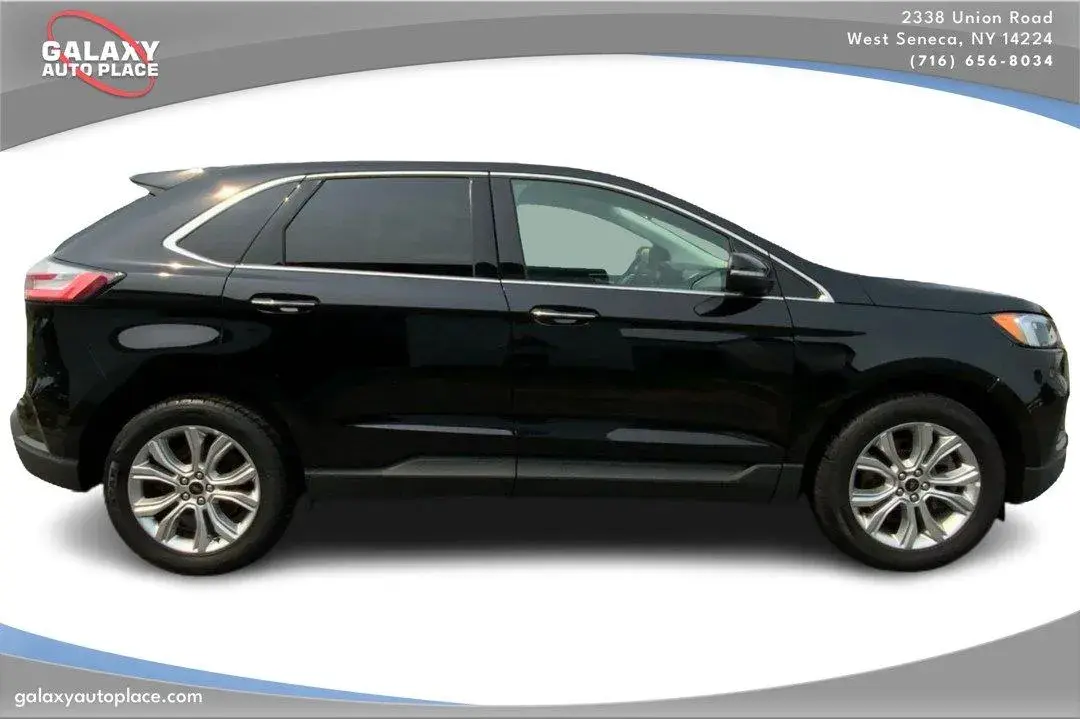 2024 Ford Edge Titanium AWD photo 4