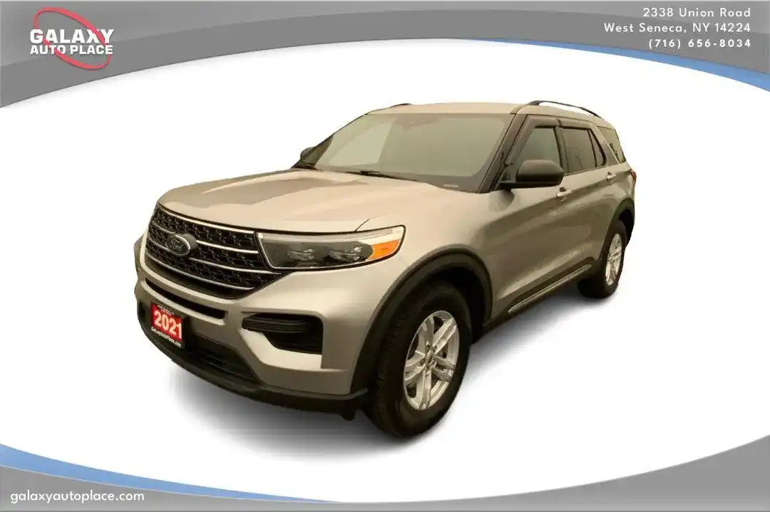 2021 Ford Explorer XLT 4WD's photo
