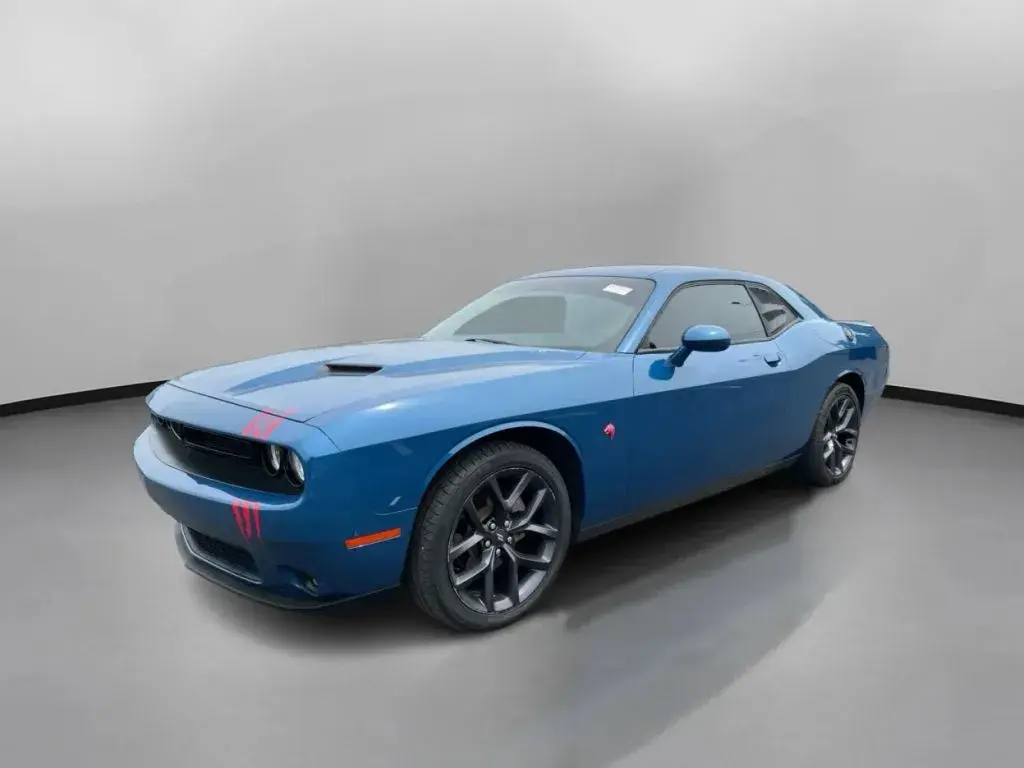 2021 Dodge Challenger SXT Auto photo 5