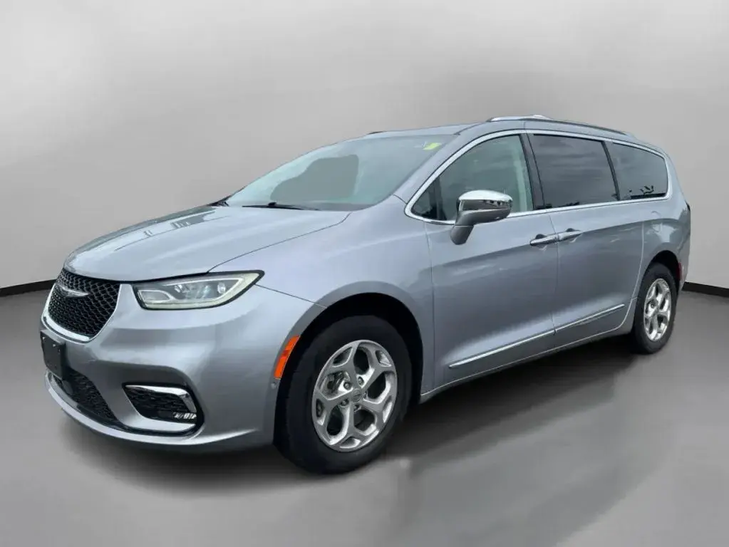 2021 Chrysler Pacifica Limited photo 5
