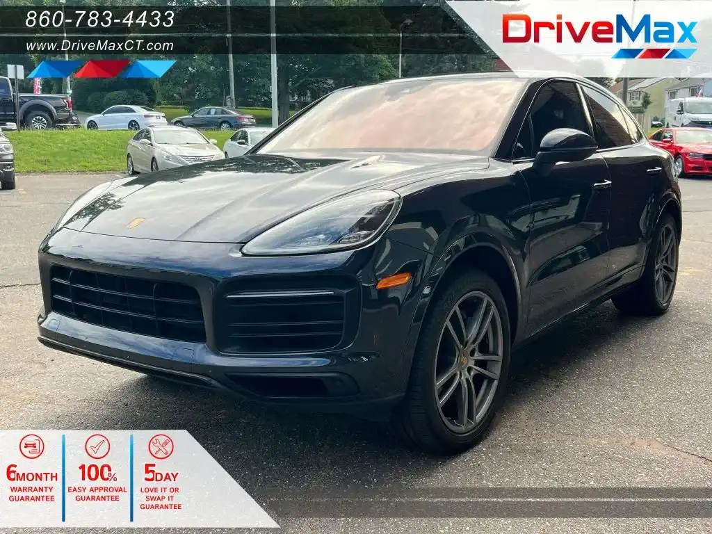 2021 Porsche Cayenne Base's photo