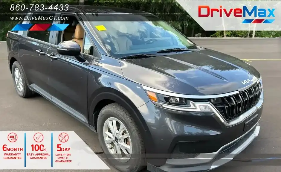 2024 Kia Sedona LX Seat Package's photo