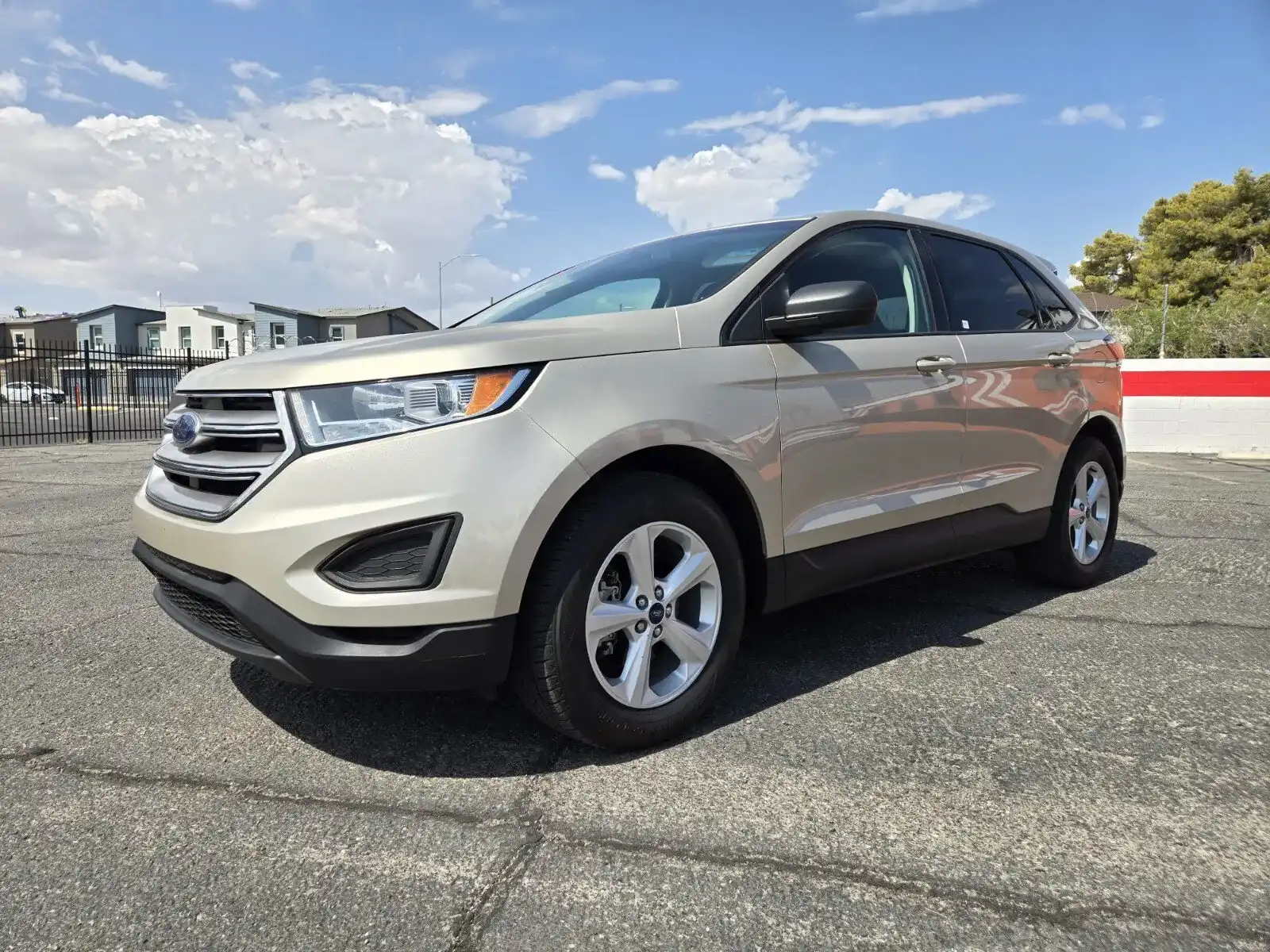 2017 Ford Edge SE's photo