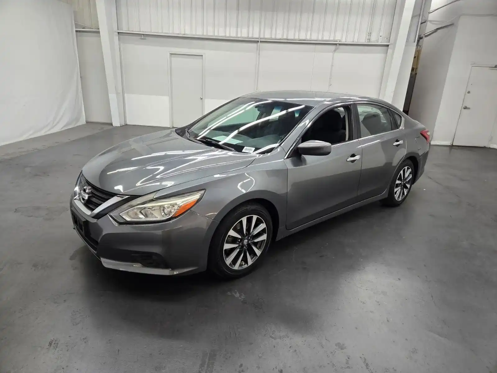2017 Nissan Altima 2.5 SV's photo