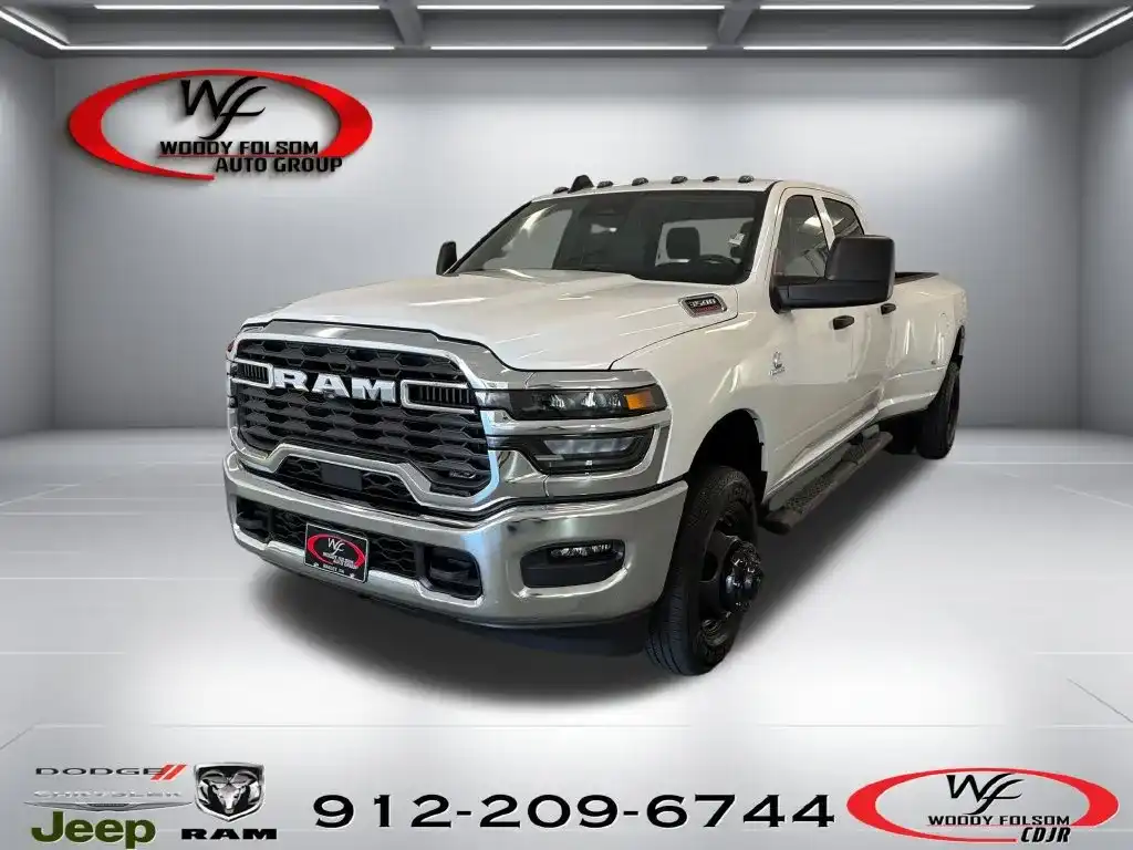 2027 RAM 3500 Tradesman 4WD Crew Cab LWB's photo