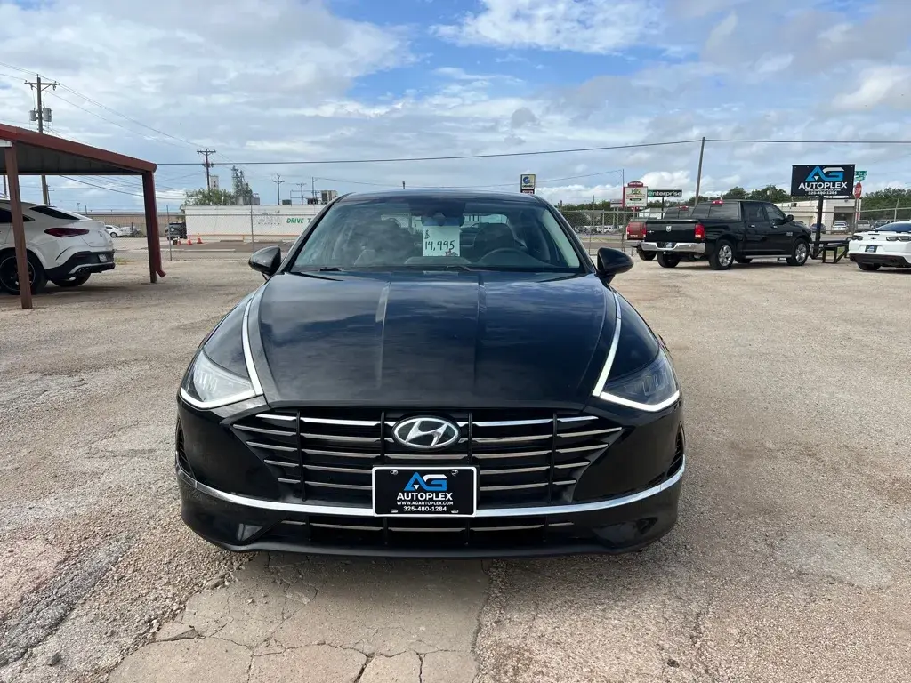 2021 Hyundai Sonata SE photo 3