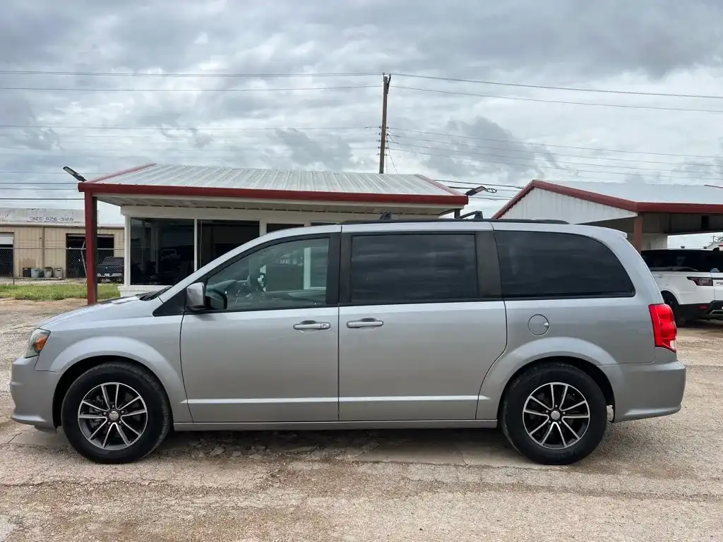 2018 Dodge Grand Caravan GT's photo