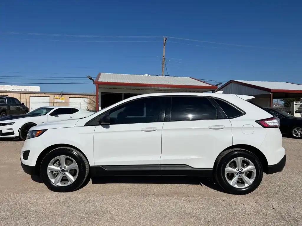 2018 Ford Edge SE's photo