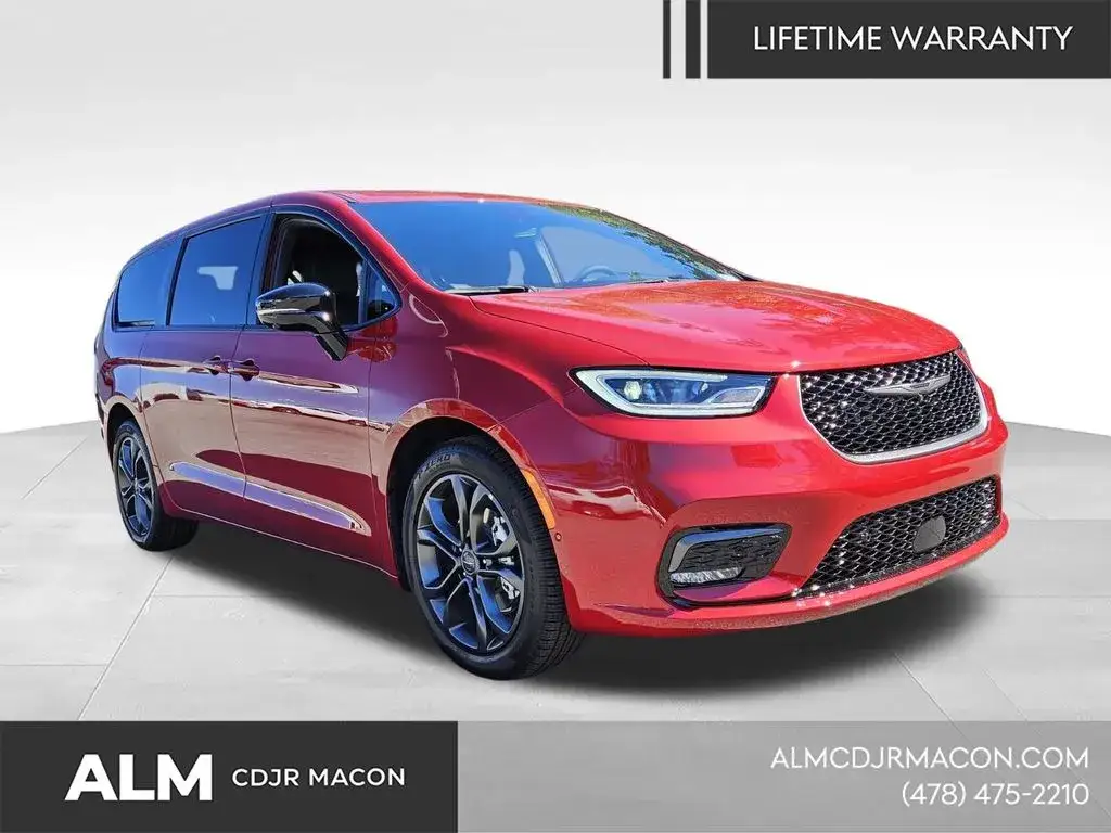 2026 Chrysler Pacifica Select photo 1