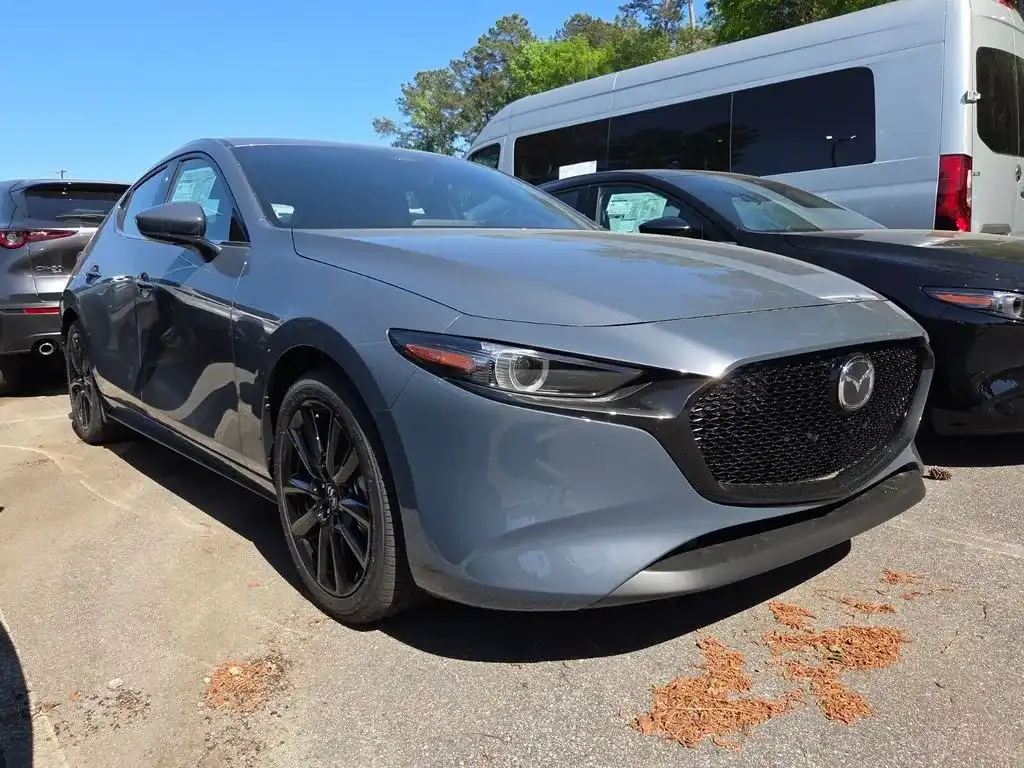 2026 Mazda CX-3 Premium MT 5-Door SKYACTIV's photo