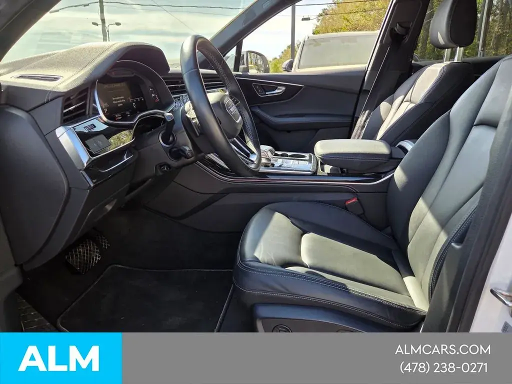 2025 Audi Q7 55 Premium Plus quattro Tiptronic photo 3