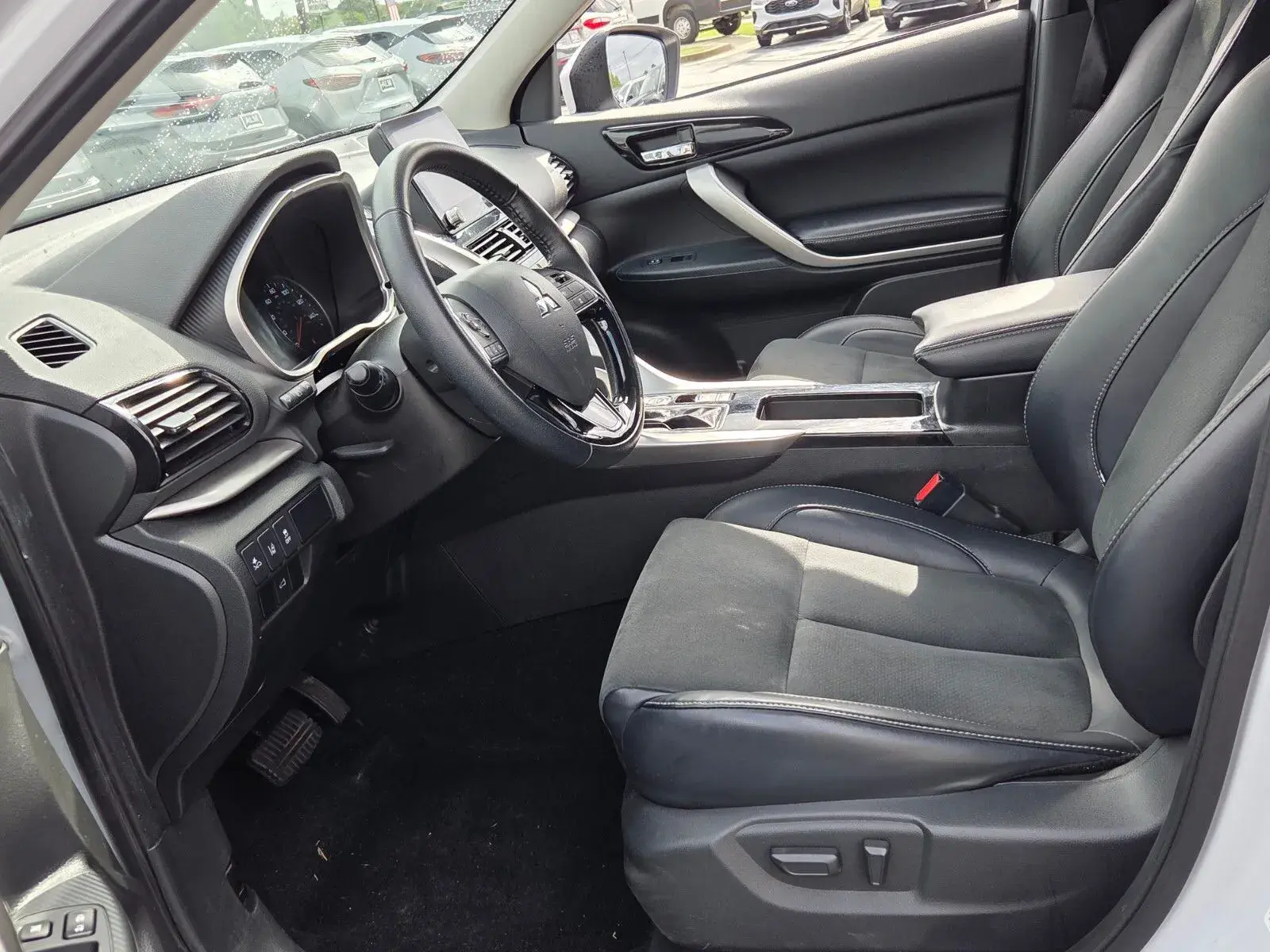 2024 Mitsubishi Eclipse Cross SE S-AWC photo 5