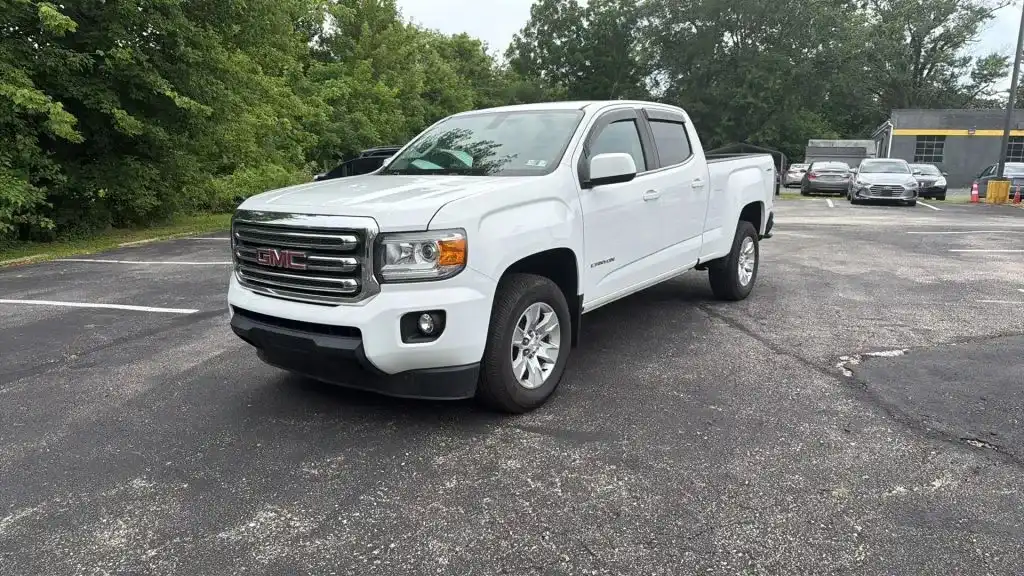 2018 GMC Canyon 4WD SLE Crew Cab Long Box's photo