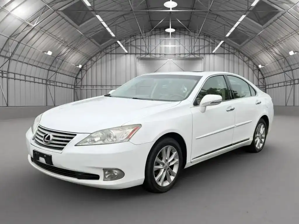 2011 Lexus ES 350 350's photo