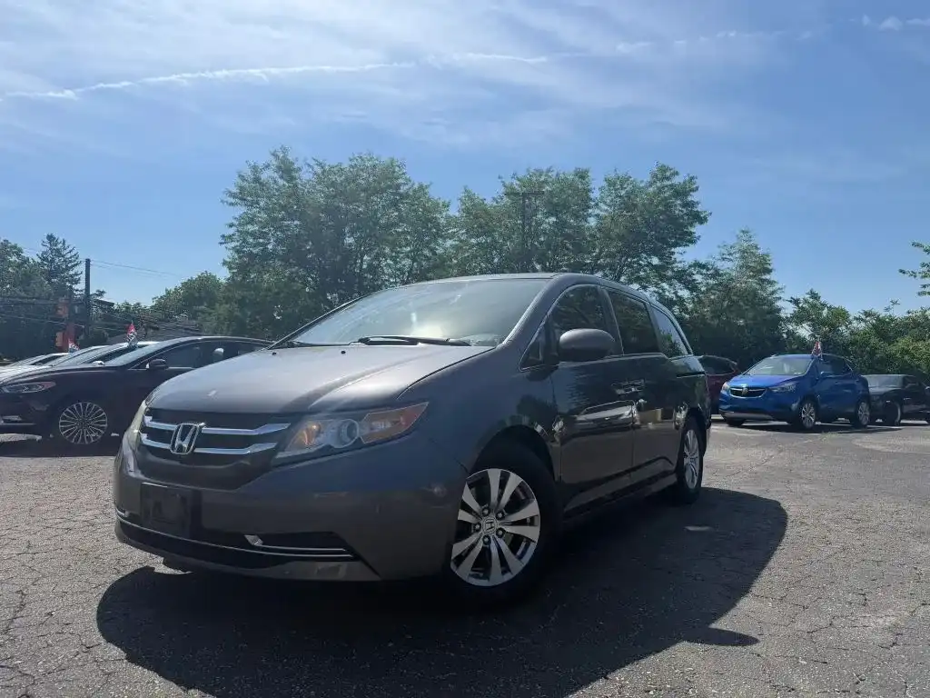 2016 Honda Odyssey EX-L with DVD Rear Entertainment System's photo
