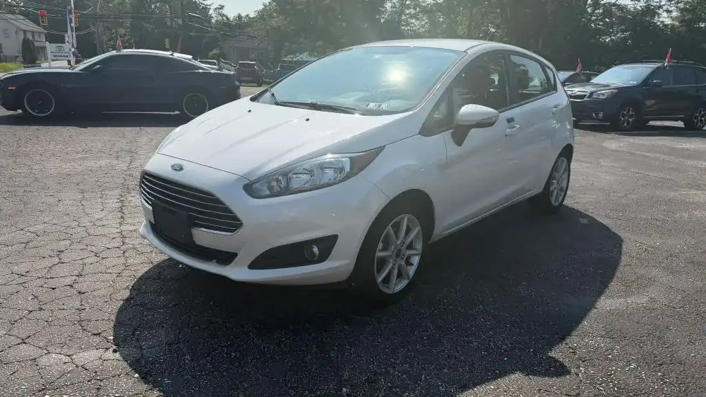 2019 Ford Fiesta SE Hatch's photo