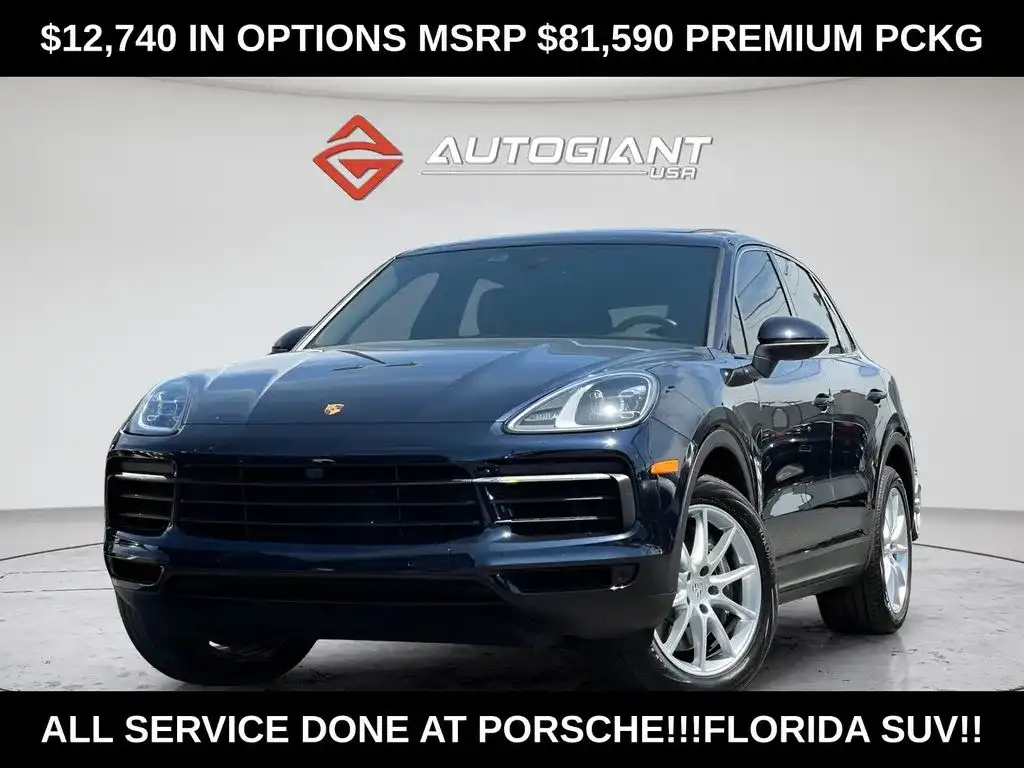2021 Porsche Cayenne Base's photo