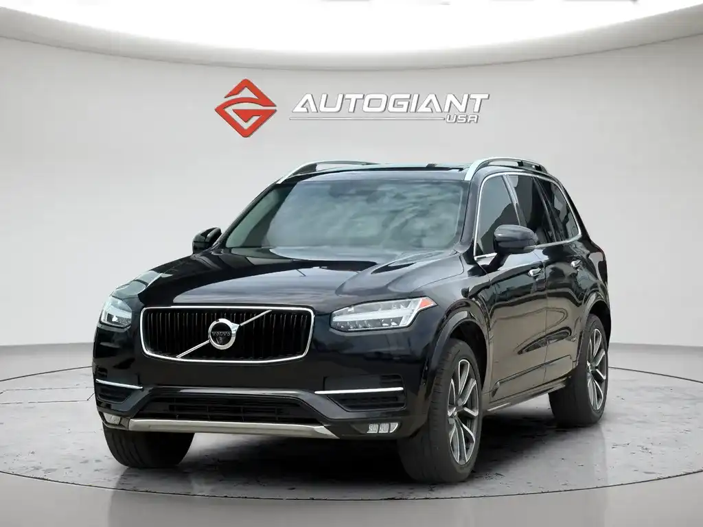 2018 Volvo XC90 T5 AWD Momentum's photo