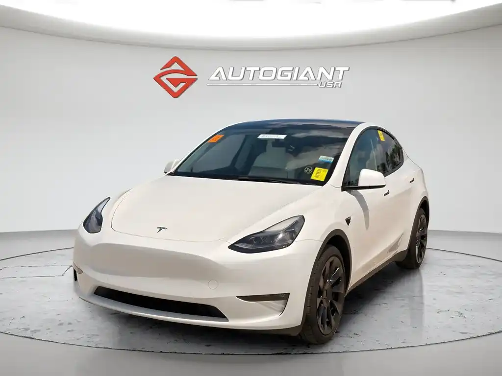 2022 Tesla Model Y Long Range Dual Motor All-Wheel Drive's photo