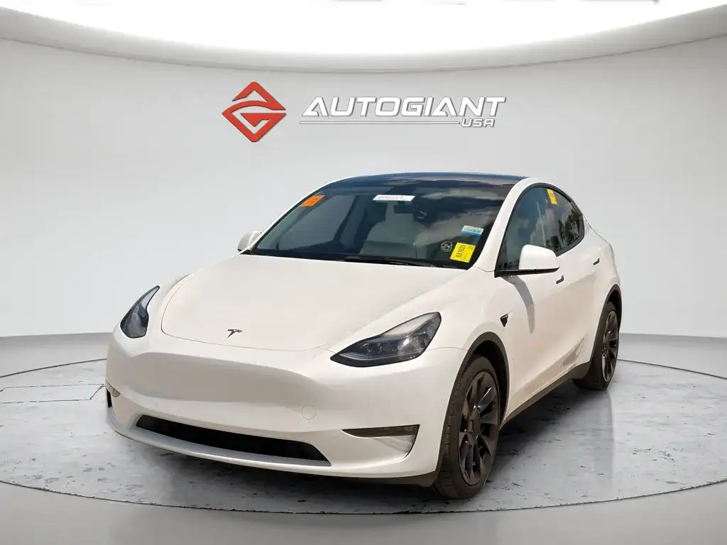 2022 Tesla Model Y Long Range Dual Motor All-Wheel Drive's photo