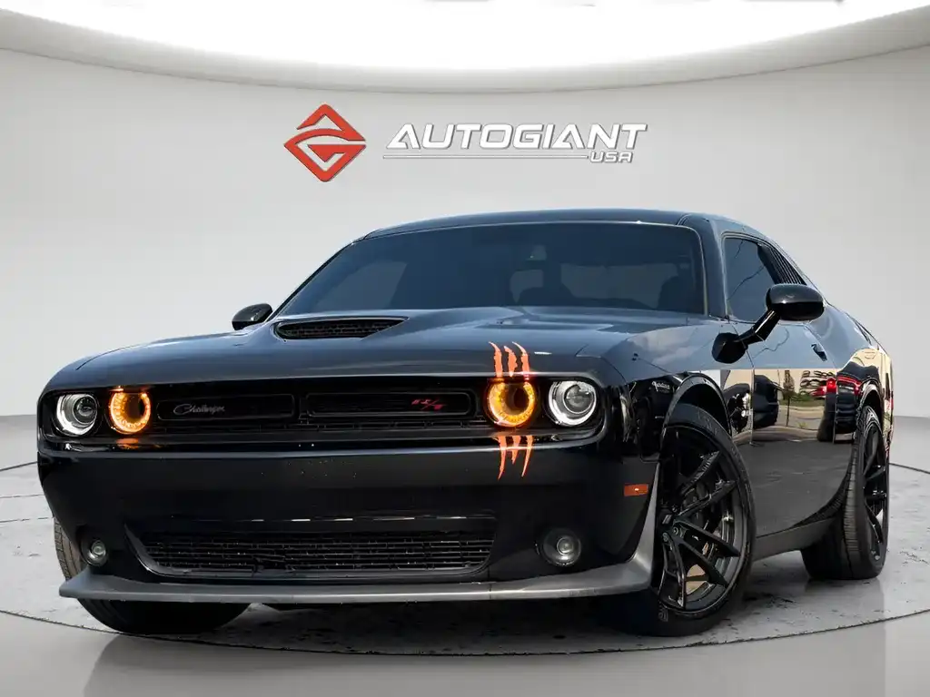 2020 Dodge Challenger R/T Scat Pack's photo