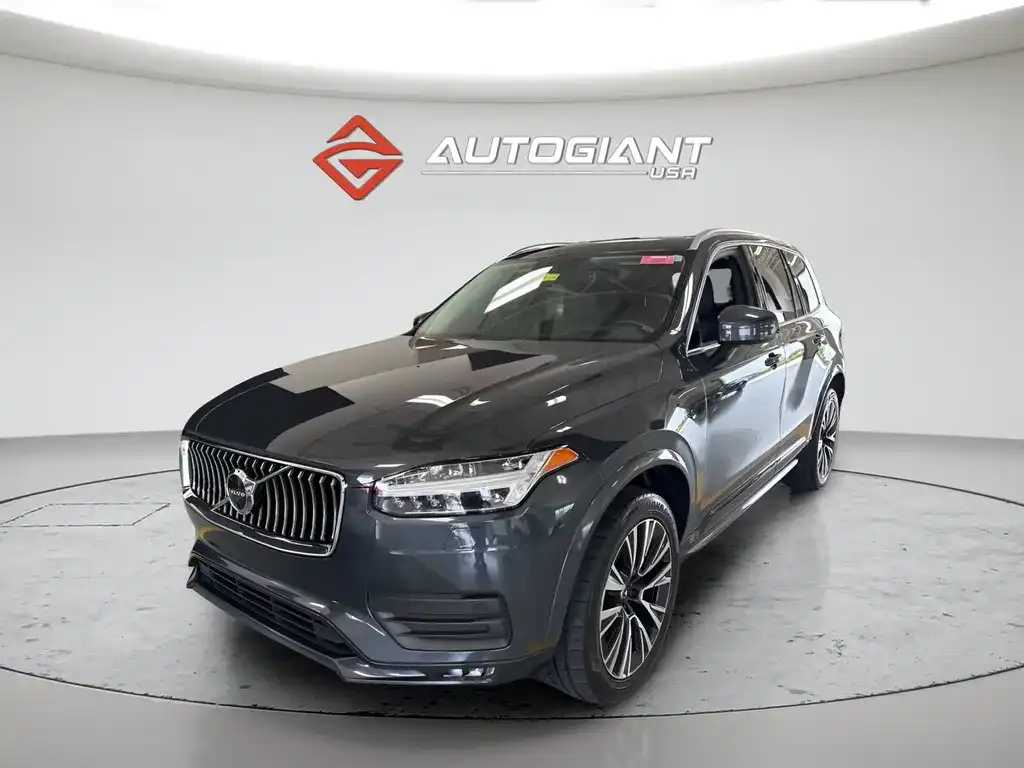 2022 Volvo XC90 T6 Momentum AWD's photo