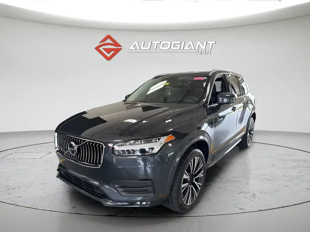 2022 Volvo XC90 T6 Momentum AWD's photo