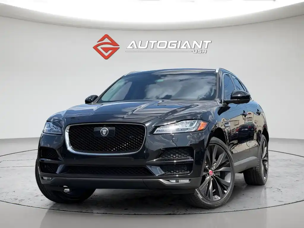 2019 Jaguar F-PACE 30t Portfolio AWD's photo
