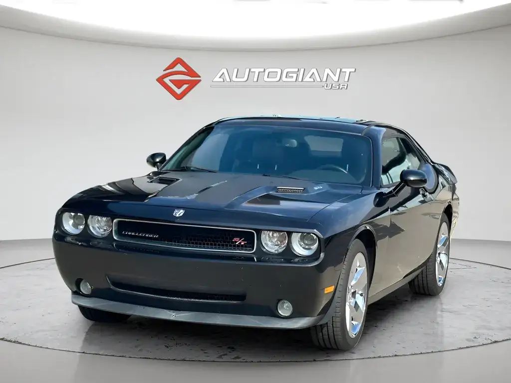 2010 Dodge Challenger R/T photo 1