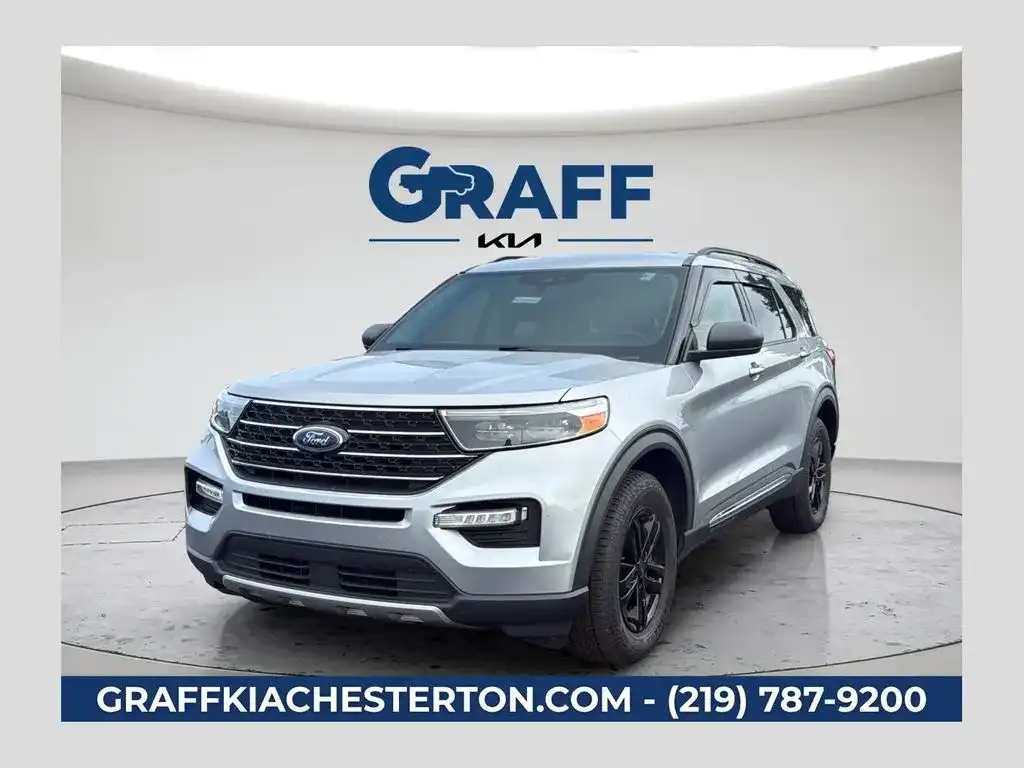2021 Ford Explorer XLT 4WD's photo