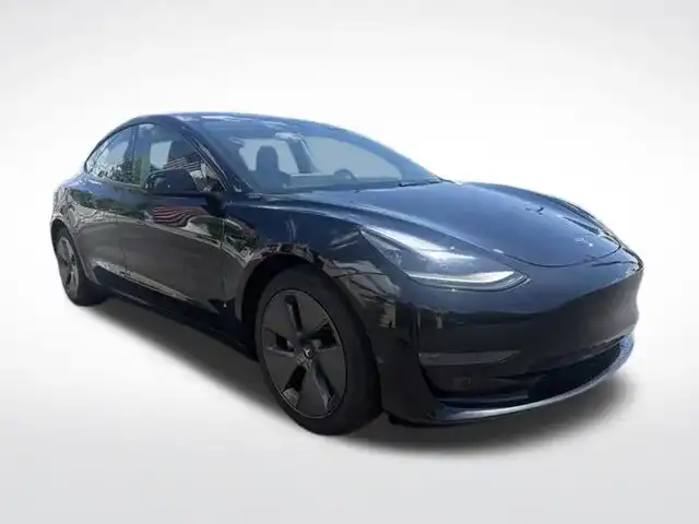 2023 Tesla Model 3 Base's photo