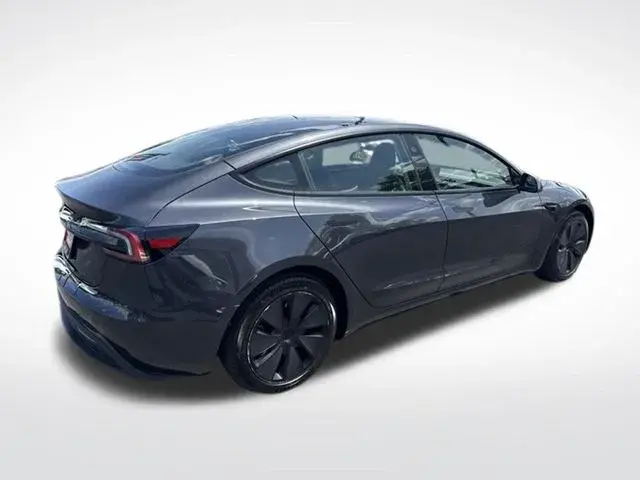 2024 Tesla Model 3 Base photo 3