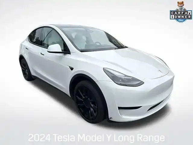 2024 Tesla Model Y Long Range Rear Wheel Drive's photo