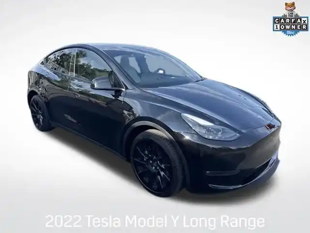2022 Tesla Model Y Long Range Dual Motor All-Wheel Drive's photo