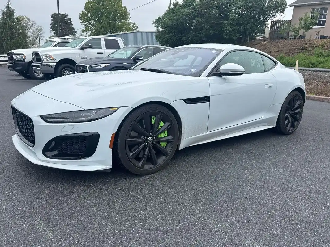 2021 Jaguar F-TYPE R Coupe's photo