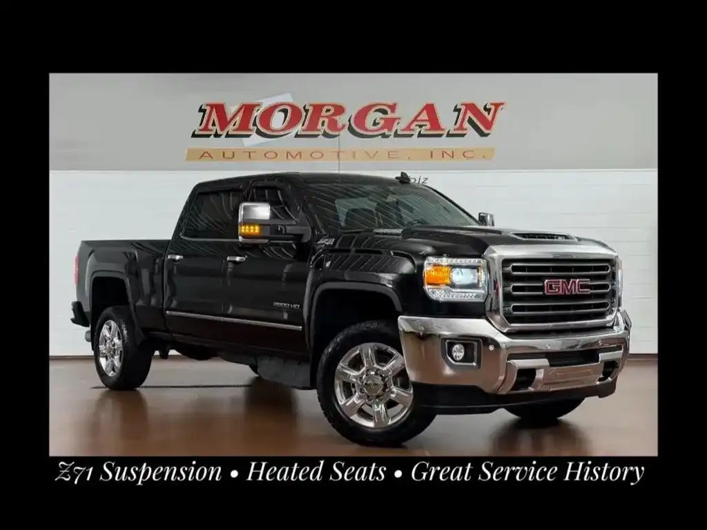2019 GMC Sierra SLT 4WD Crew Cab Standard Box's photo