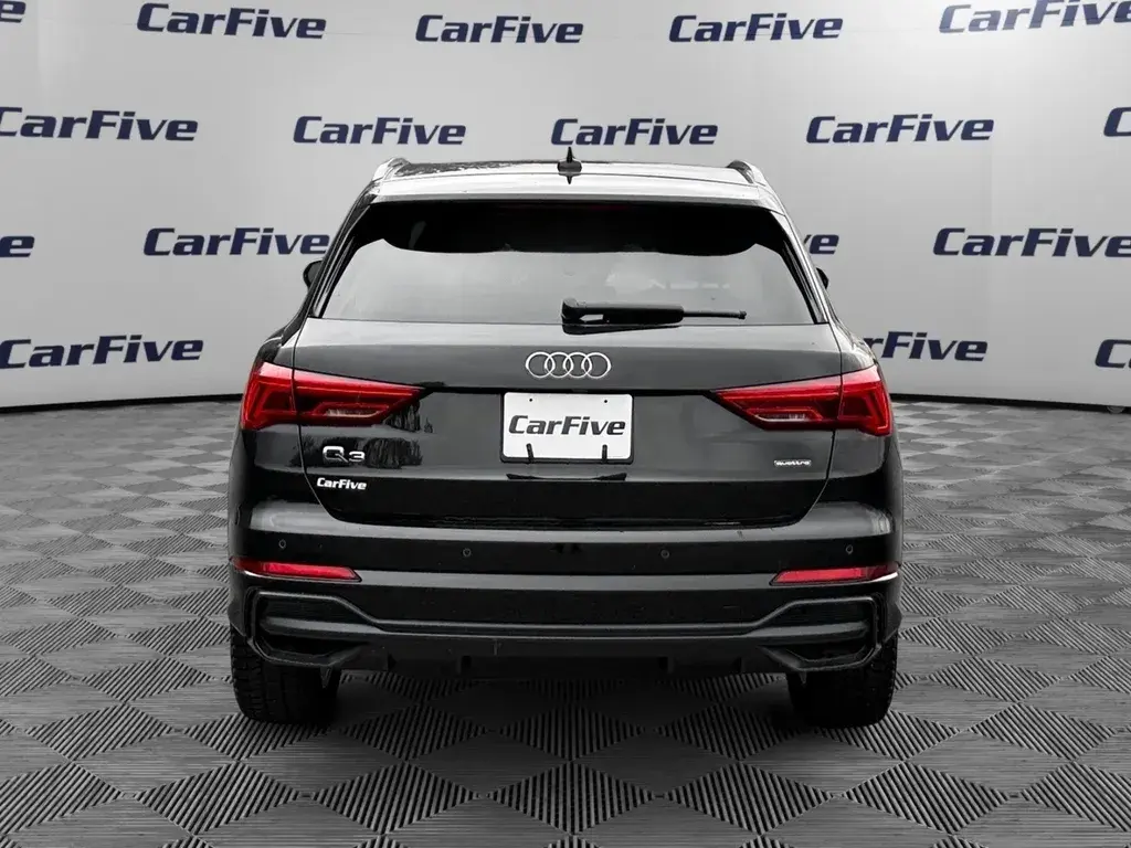 2021 Audi Q3 45 TFSI S Line Premium Plus quattro photo 4