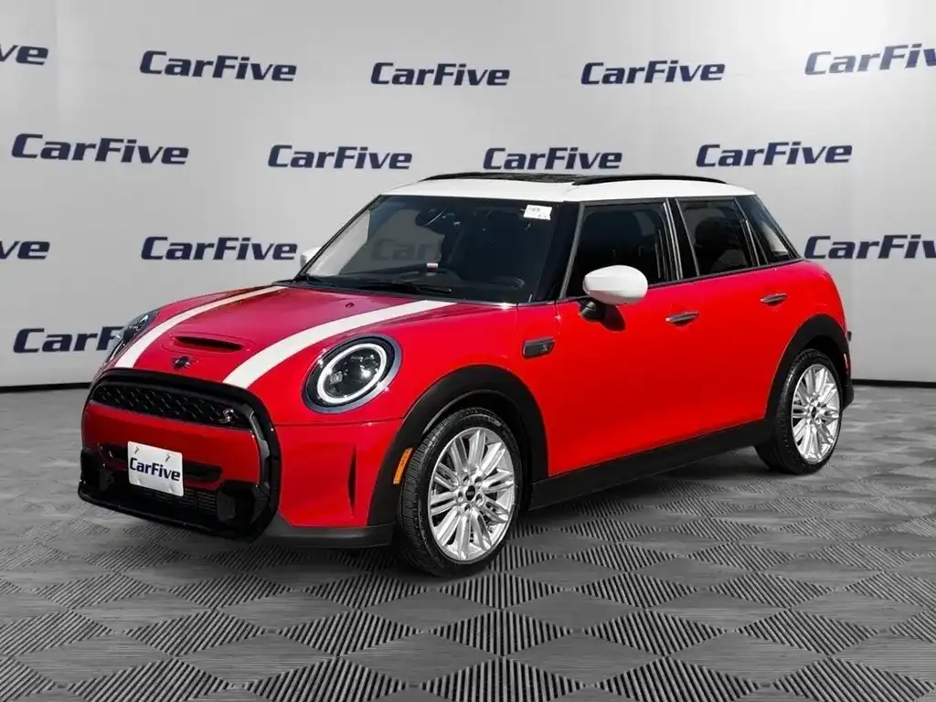 2024 MINI Hardtop Cooper S's photo