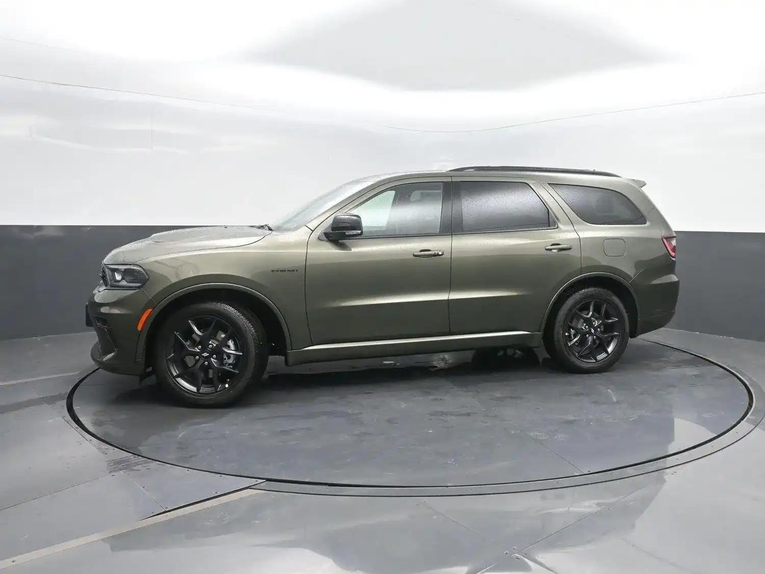 2027 Dodge Durango HEMI V8 GT AWD Plus's photo