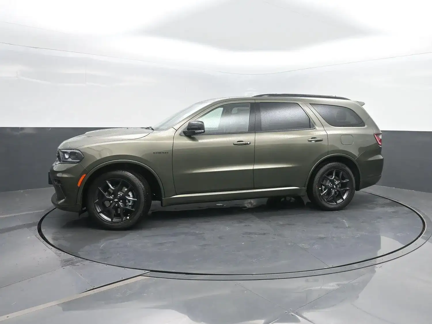 2027 Dodge Durango HEMI V8 GT AWD Plus's photo