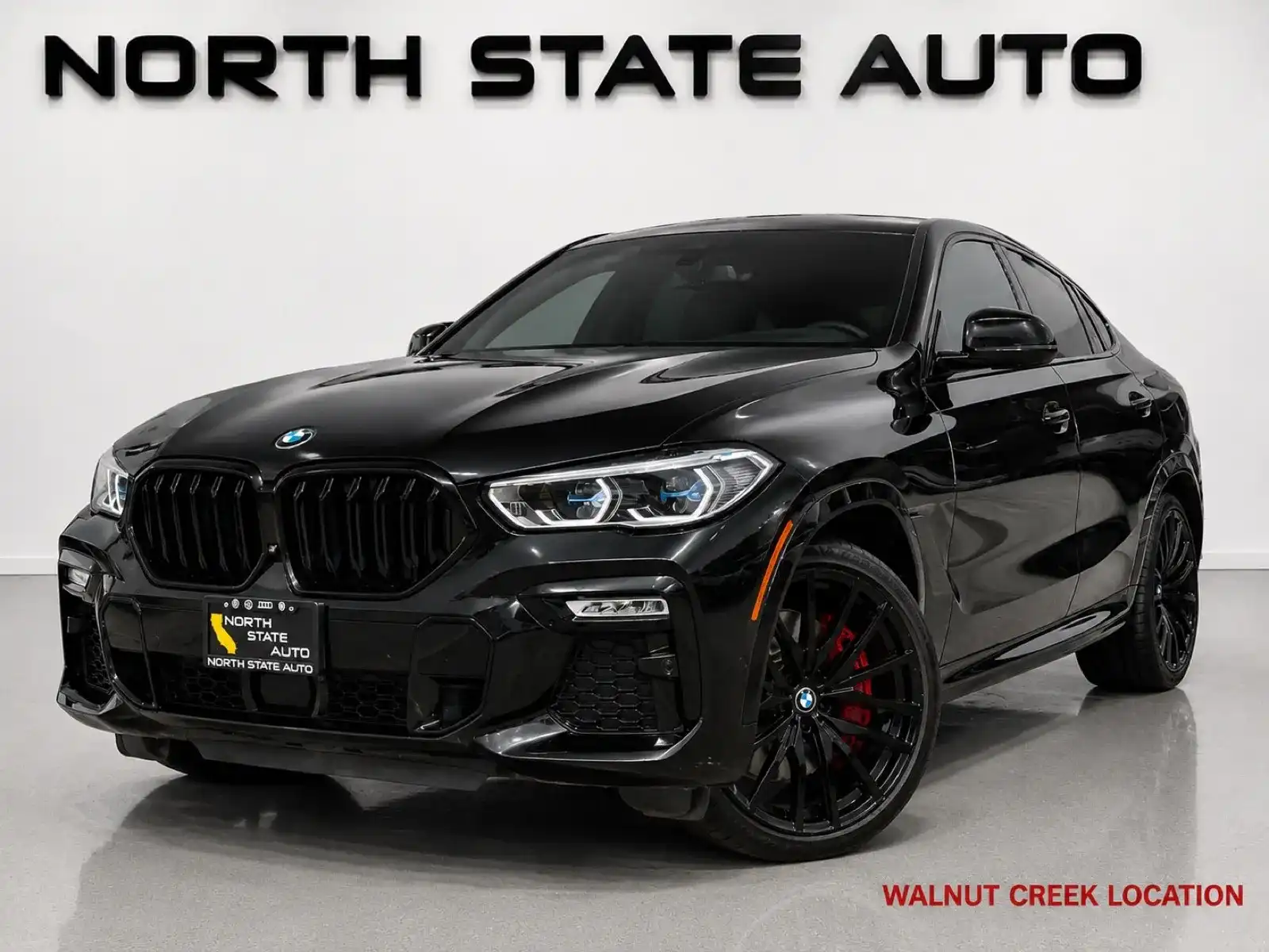 2021 BMW X6 M50i's photo