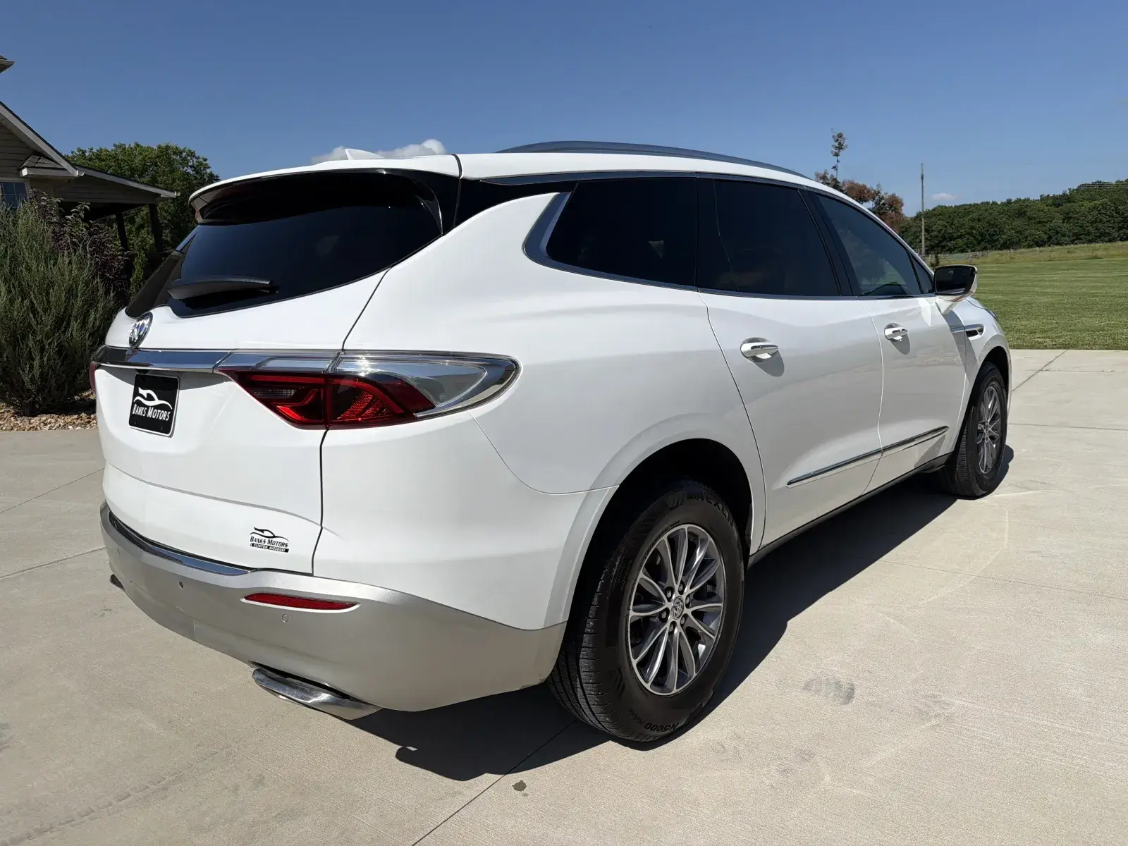 2023 Buick Enclave Essence photo 5